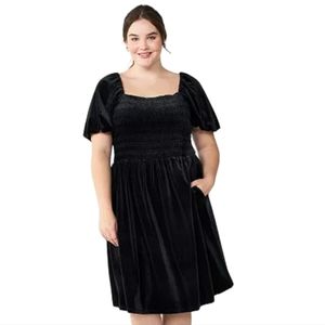 Draper James RSVP Short Sleeve Velvet Dress, Black, Plus Sizes 1X